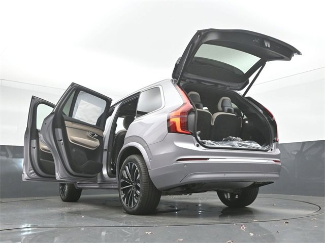 New 2026 Volvo XC90 B6 Plus w/ Protection Package Premier AWD/4WD image 57