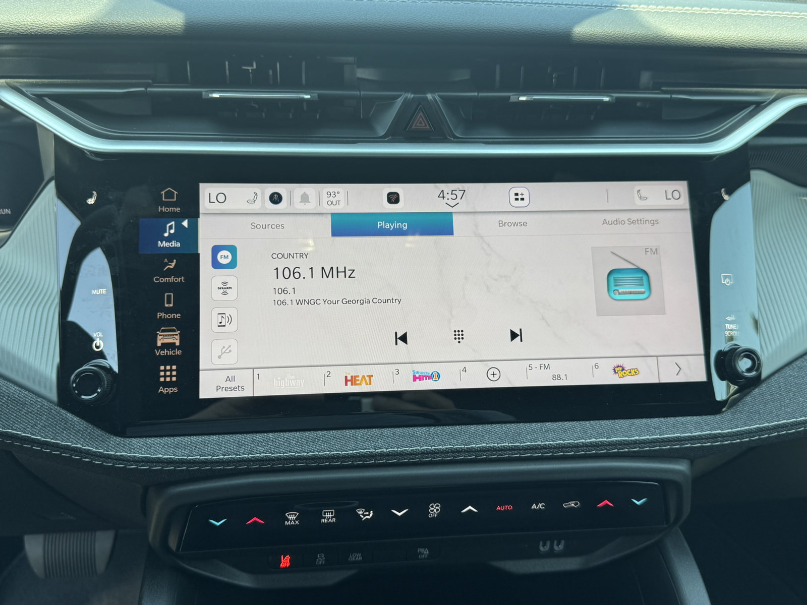 New 2026 Jeep Cherokee Limited AWD/4WD image 27