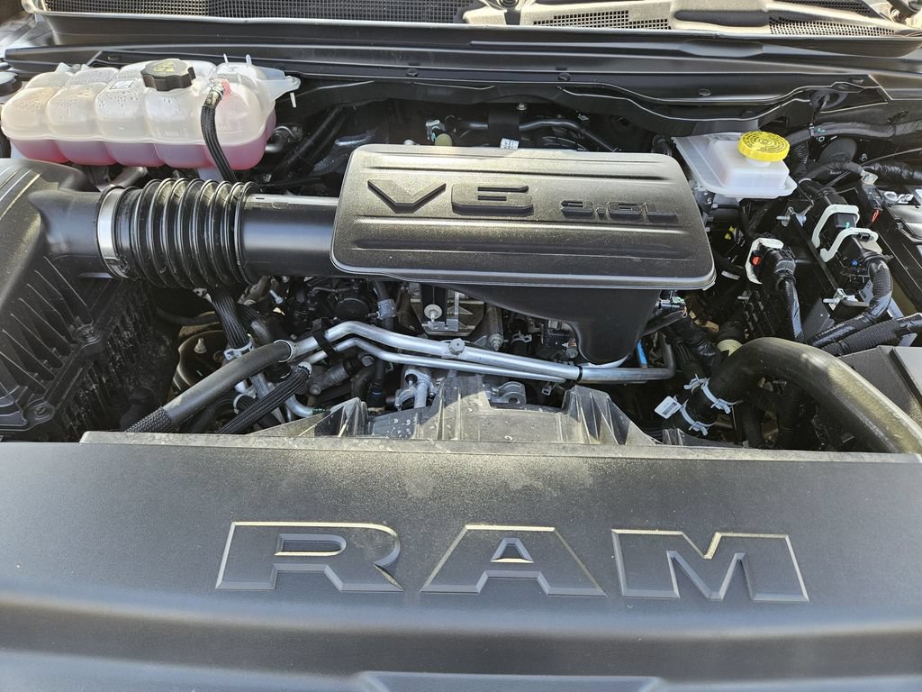 Used 2025 RAM 1500 Big Horn AWD/4WD image 30