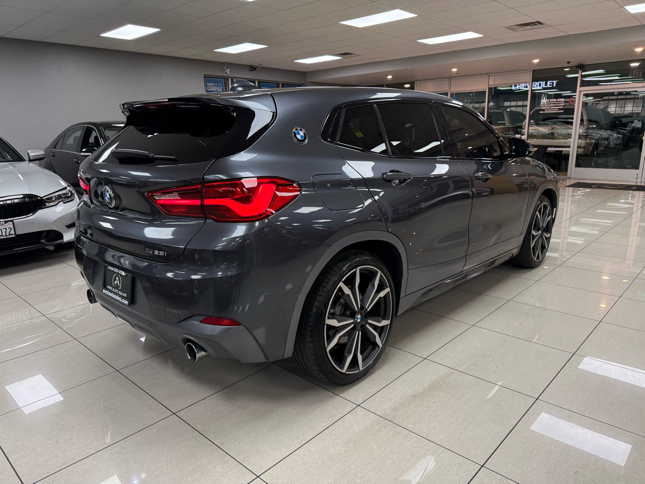 Used 2018 BMW X2 sDrive28i w/ M SportX Package image 2