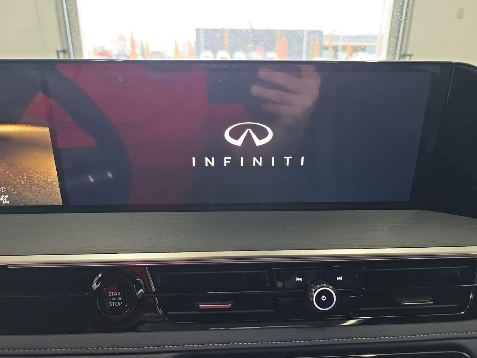 New 2026 INFINITI QX80 4WD image 41