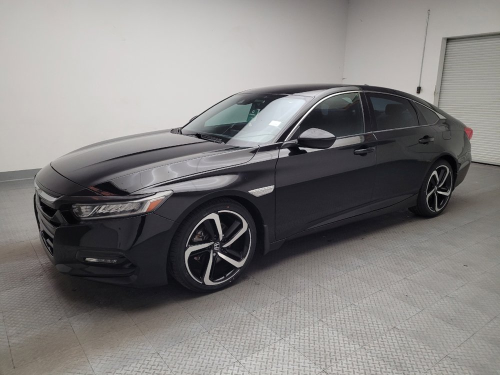 Used 2019 Honda Accord Sport image 2