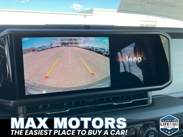 Used 2024 Jeep Wrangler Sport S image 34