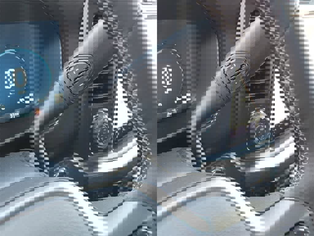 New 2025 Ford F350 Lariat image 21