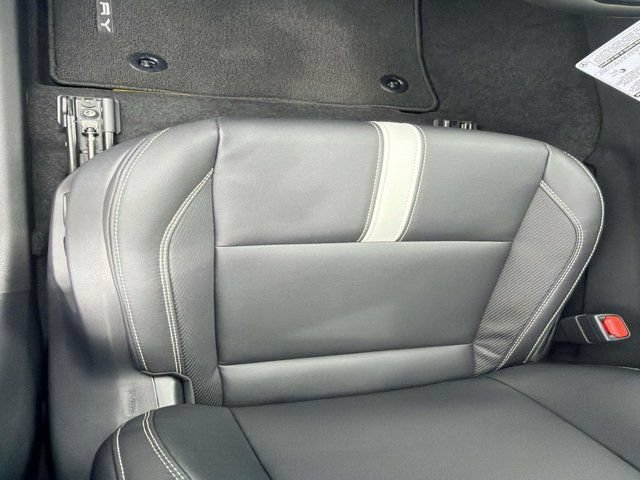 New 2026 Toyota Camry Hybrid FWD image 9