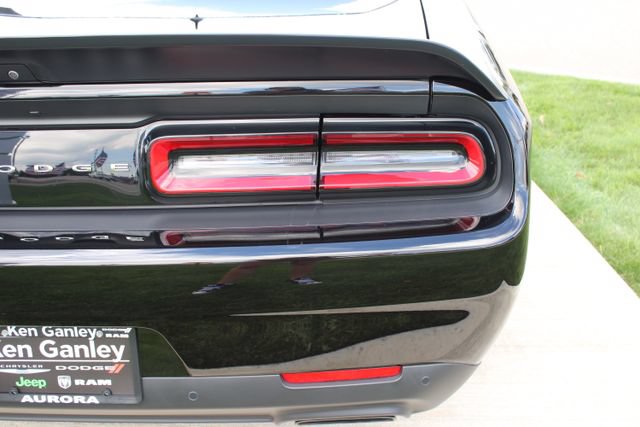 Used 2023 Dodge Challenger SRT Hellcat w/ Driver Convenience Group RWD image 32