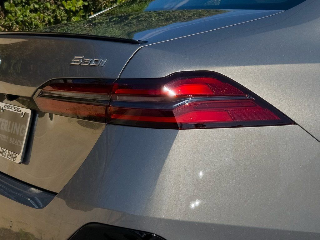 New 2026 BMW 530i image 7