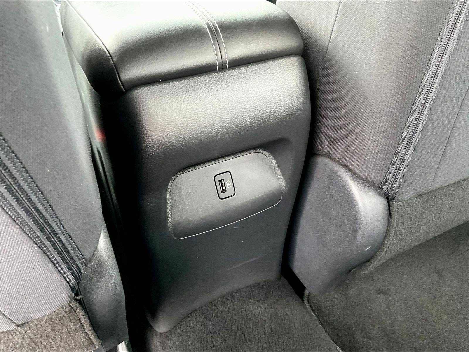 Used 2020 Nissan Sentra SV FWD image 10