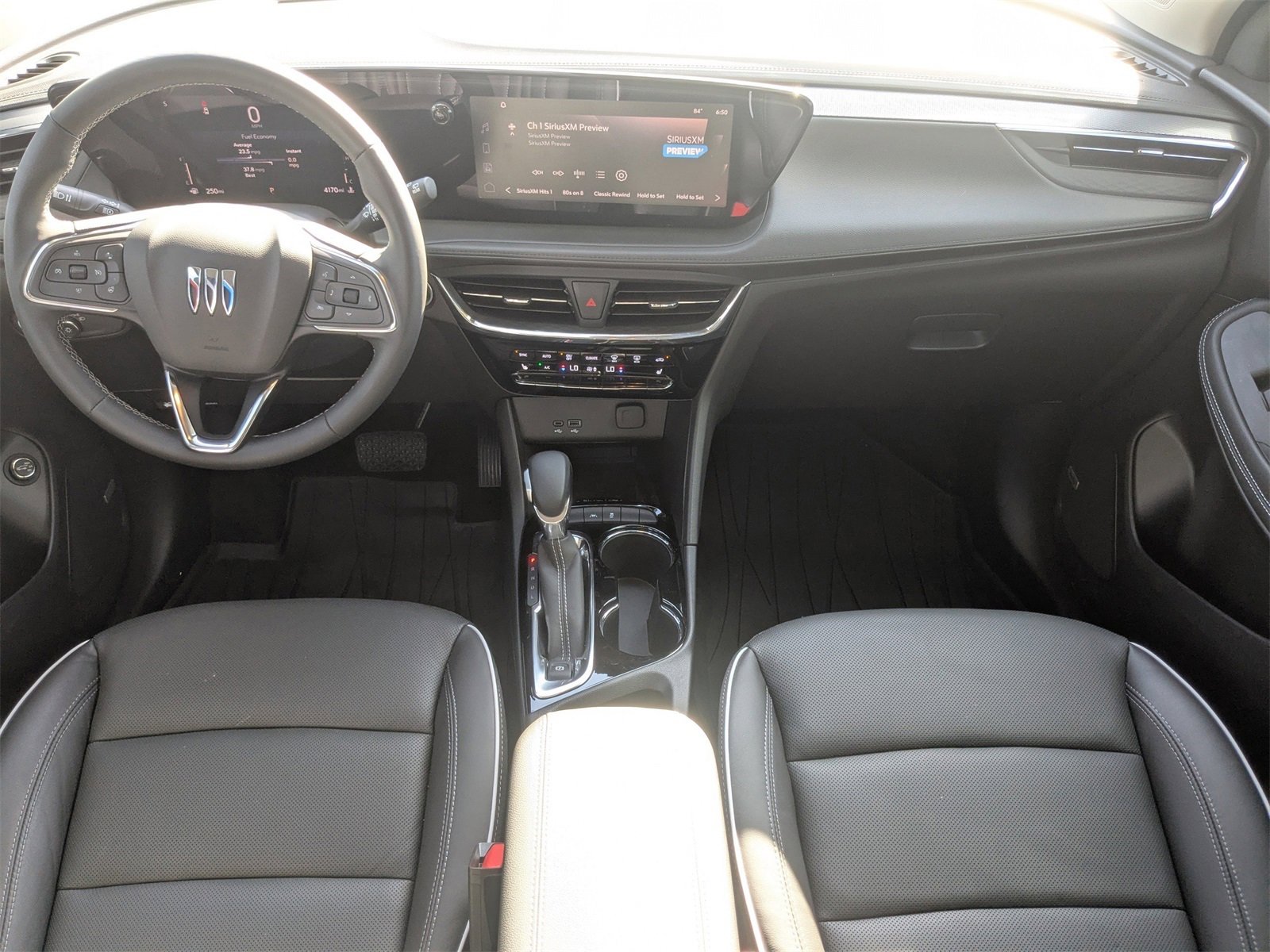 Used 2025 Buick Encore GX Avenir w/ Avenir Technology Package image 17