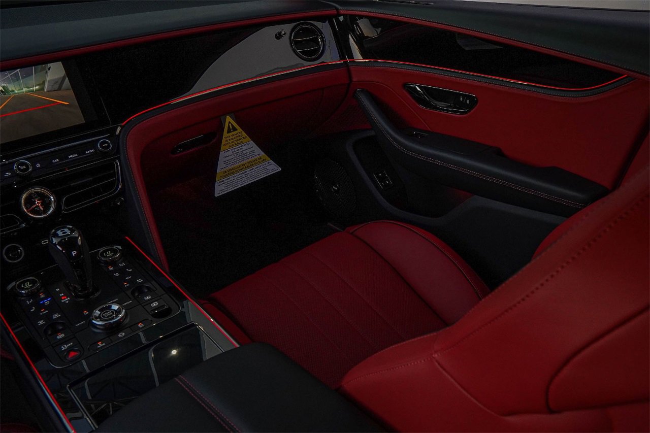 New 2026 Bentley Flying Spur Plug-In Hybrid image 36