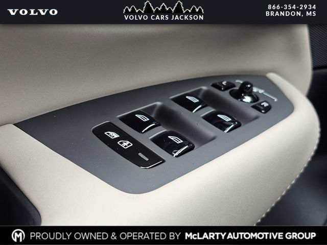 New 2026 Volvo XC90 B6 Ultra w/ Lounge Package AWD/4WD image 13