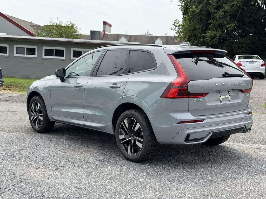 New 2026 Volvo XC60 T8 Core w/ Climate Package AWD/4WD image 21