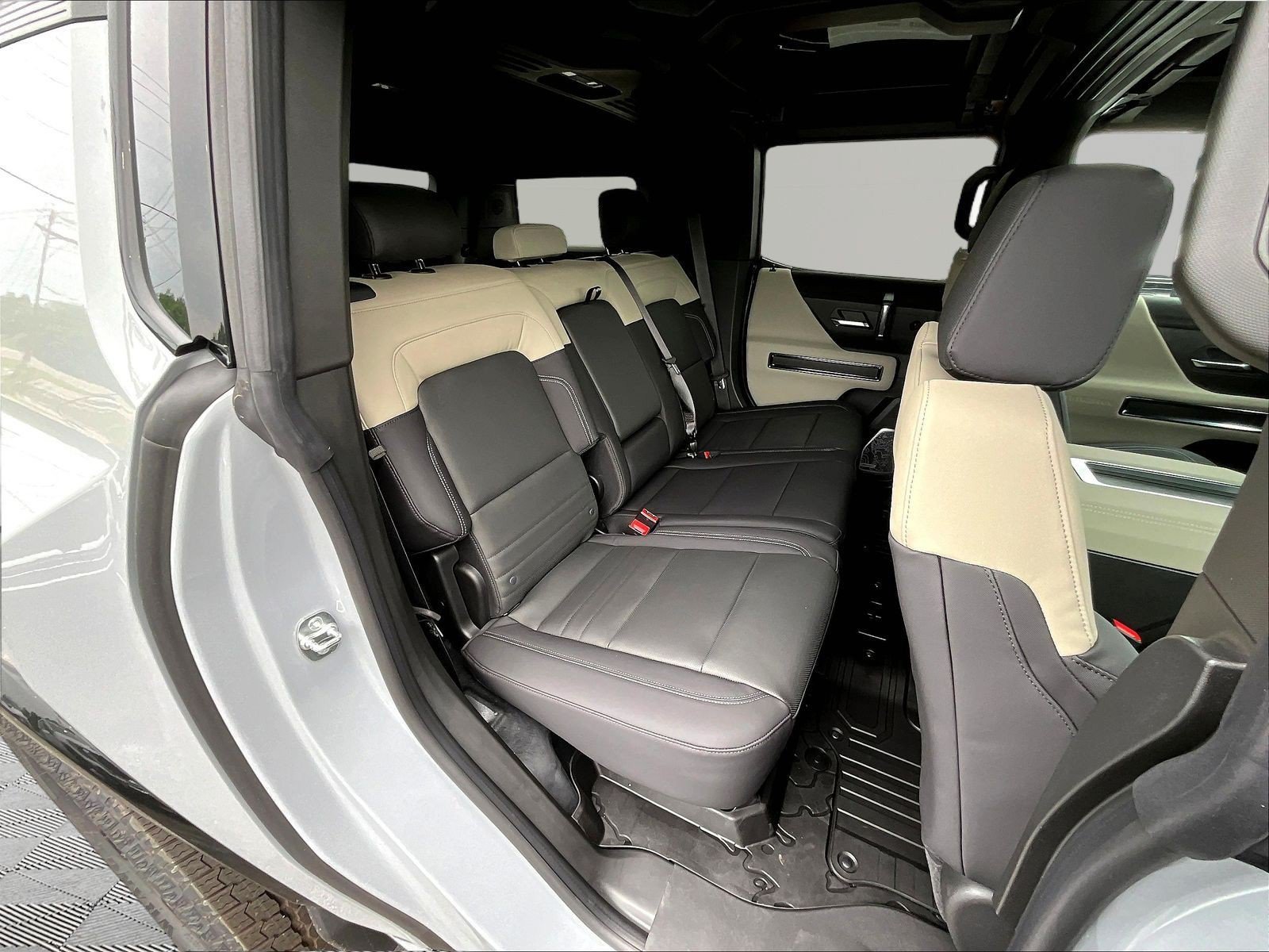 New 2026 GMC Hummer EV SUV AWD/4WD image 11