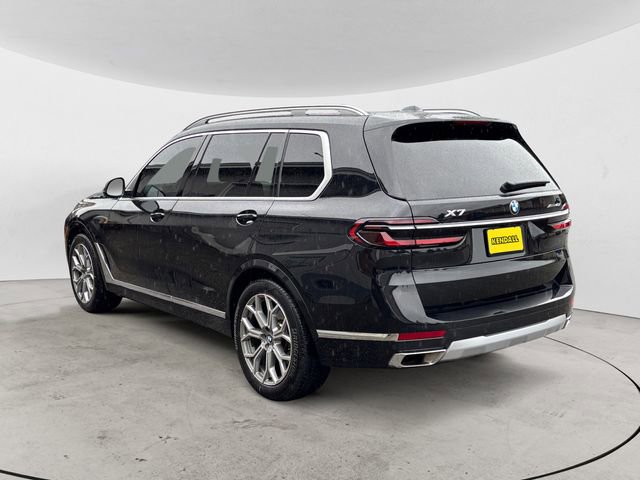 Used 2023 BMW X7 xDrive40i w/ Parking Assistance Package image 3