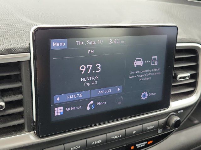 Used 2022 Hyundai Venue SE FWD image 21