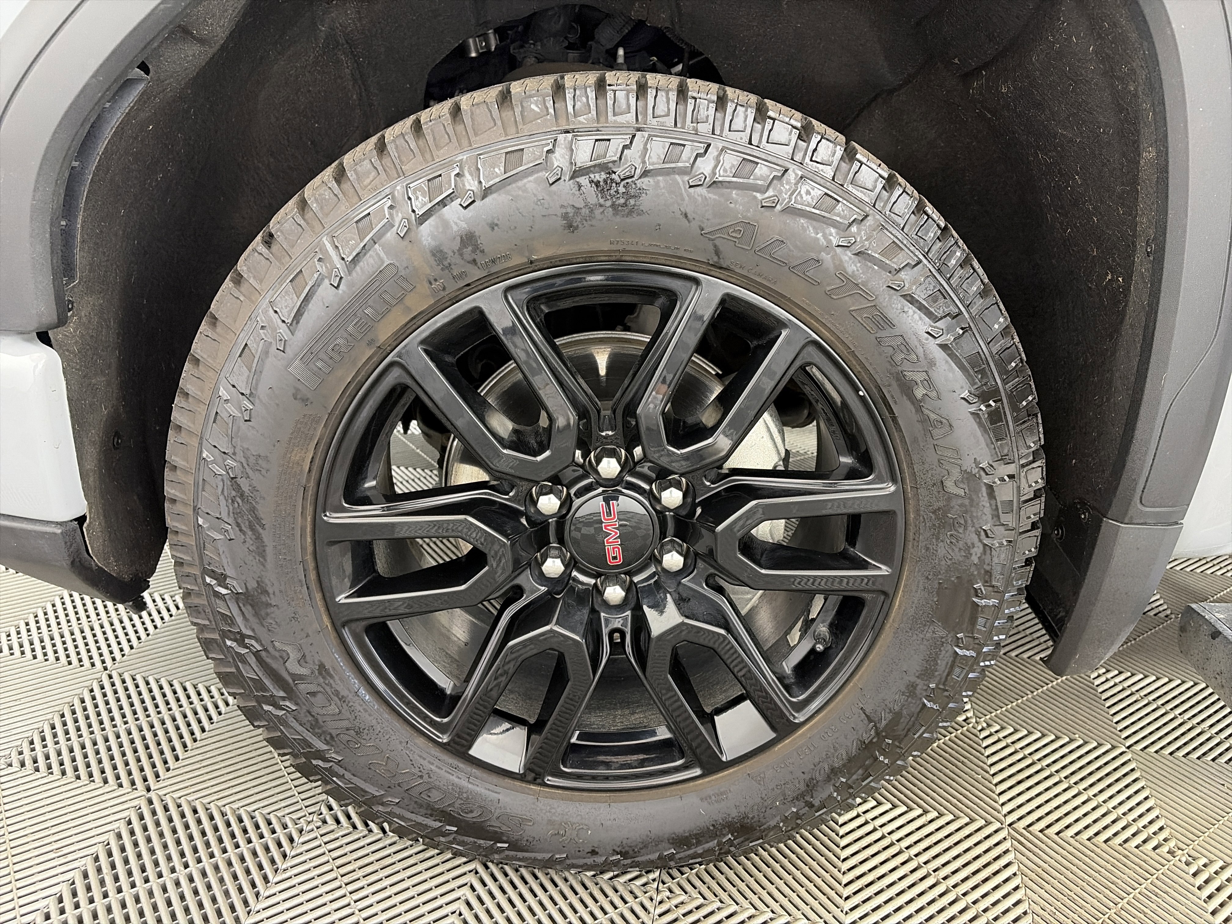 Certified 2024 GMC Sierra 1500 Elevation AWD/4WD image 13