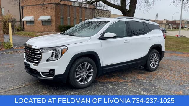 Used 2024 GMC Terrain SLT image 4