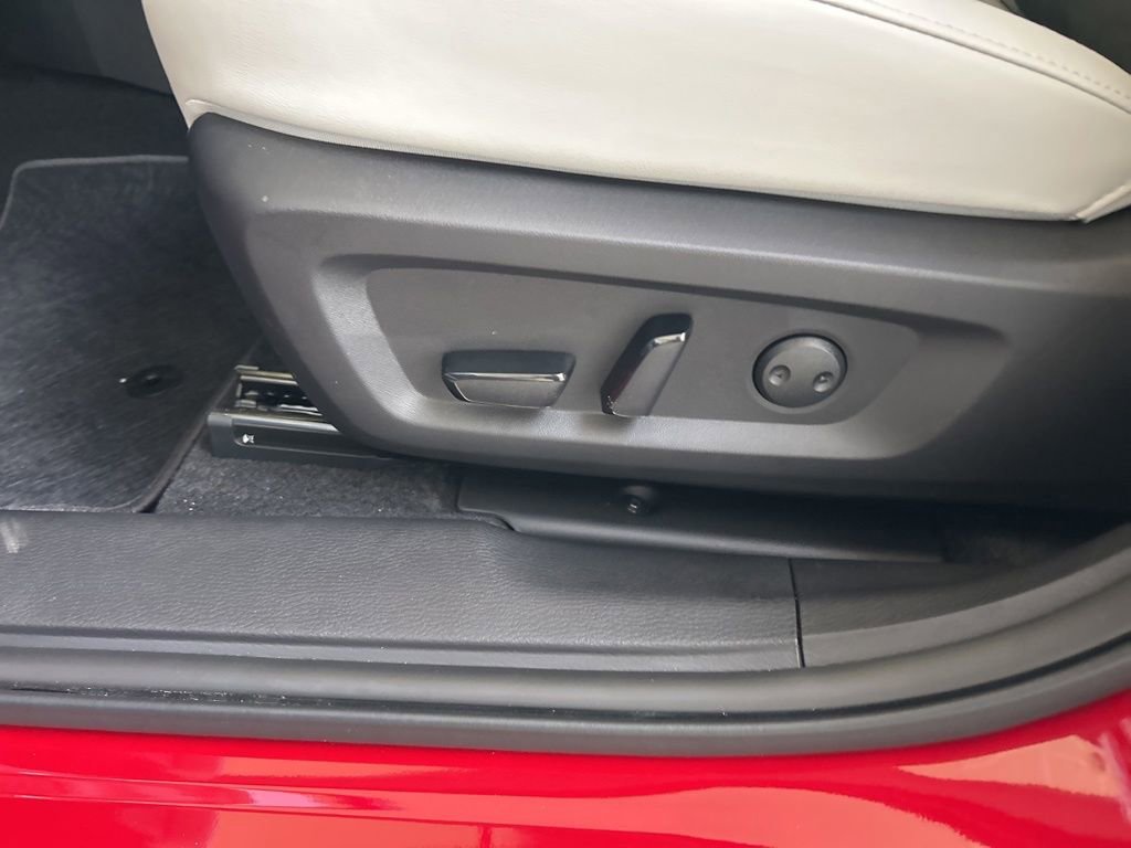 New 2025 Mitsubishi Outlander SE image 42