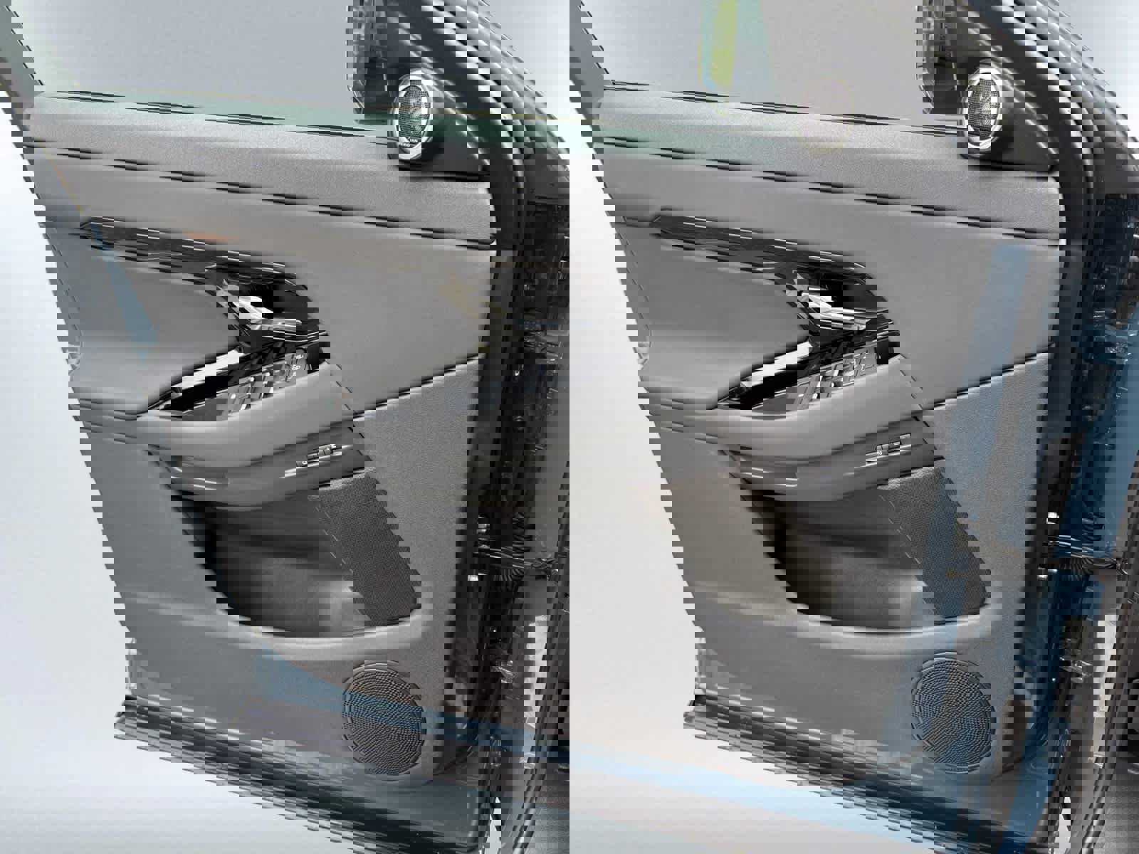 Used 2026 Land Rover Range Rover Evoque S image 15