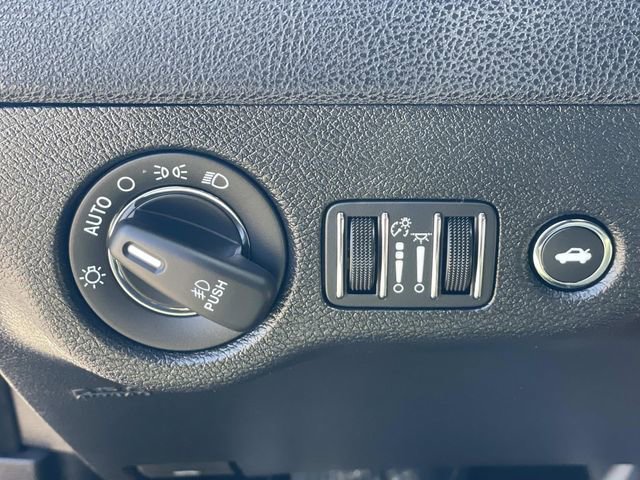 Used 2022 Chrysler 300 S w/ Safetytec Plus Group RWD image 20