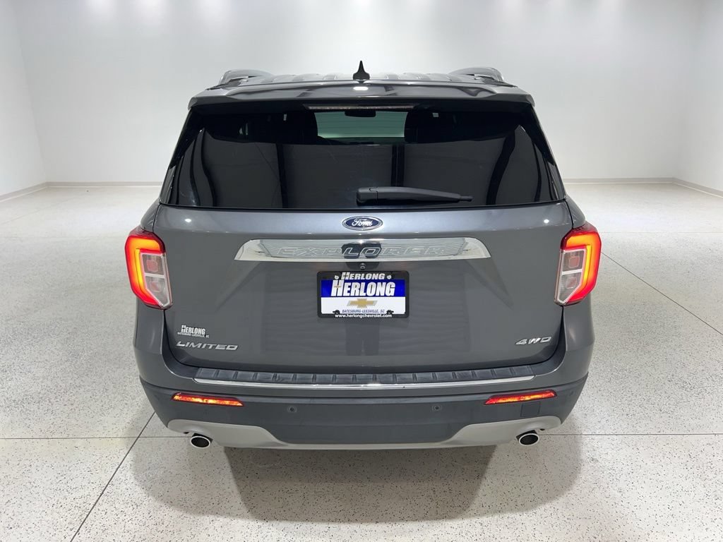 Used 2022 Ford Explorer Limited AWD/4WD image 4