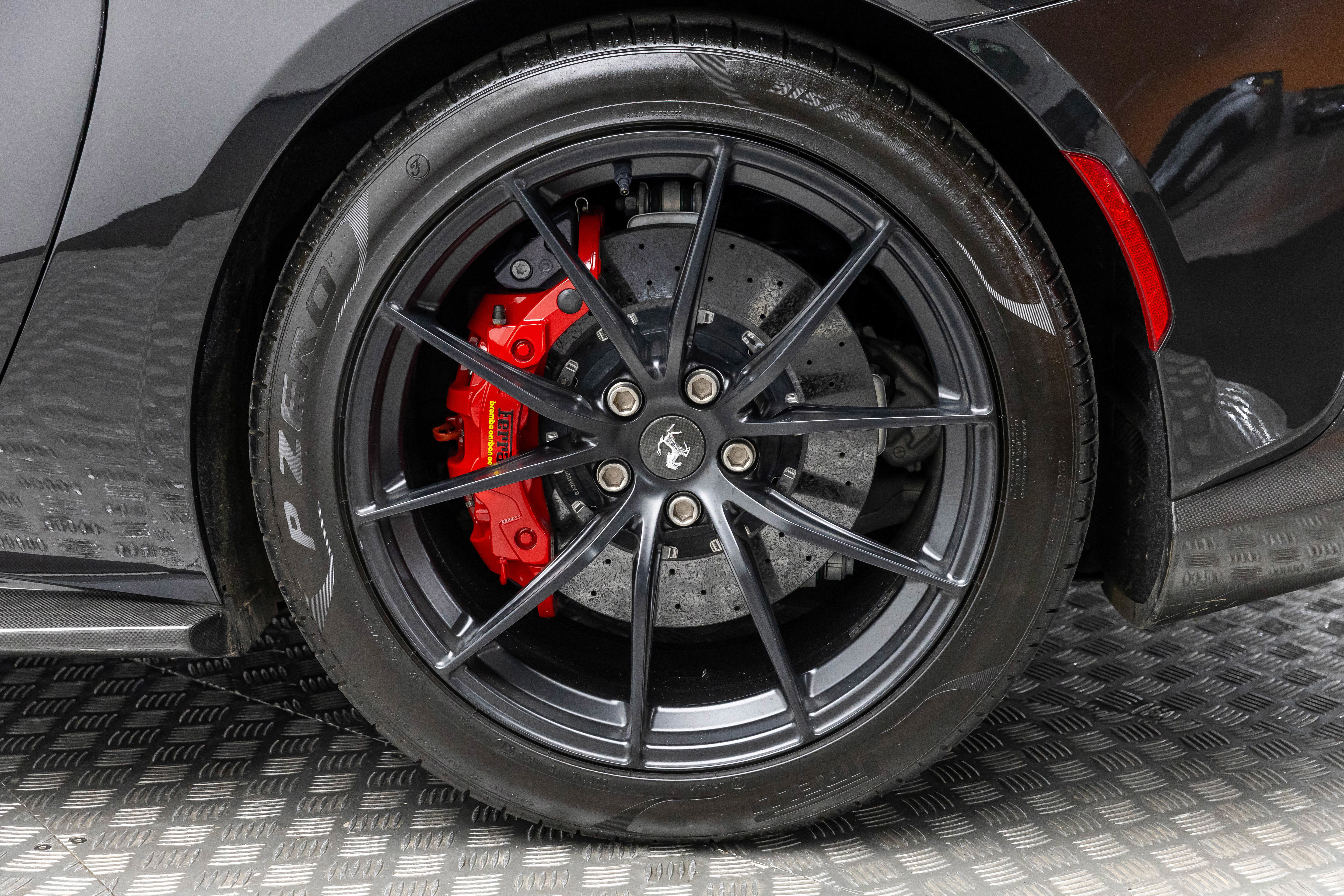 Used 2019 Ferrari 812 Superfast image 48