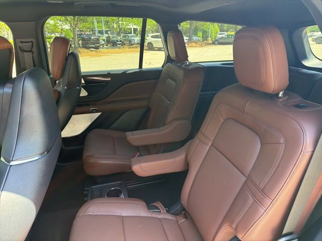 Used 2025 Lincoln Aviator Reserve w/ Luxury Package AWD/4WD image 21