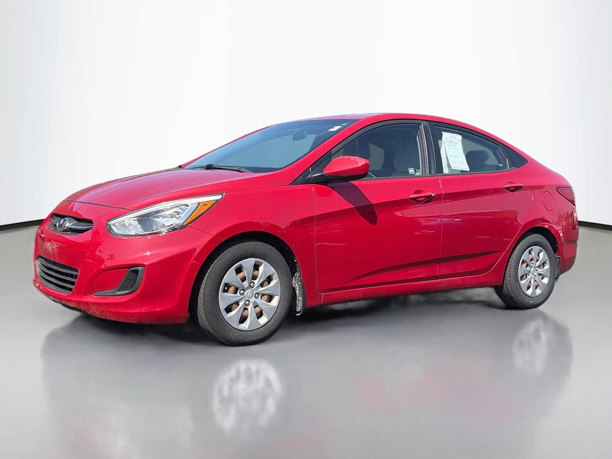 Used 2016 Hyundai Accent SE FWD image 3