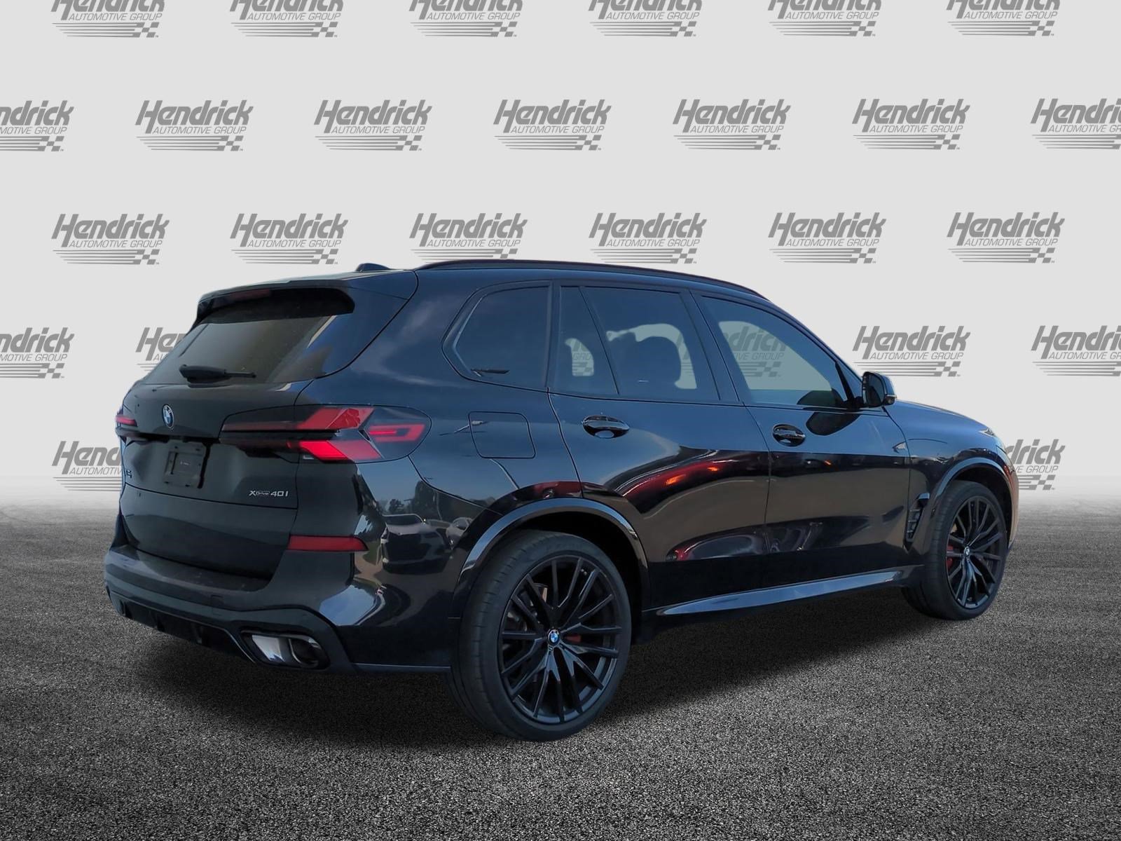 Used 2025 BMW X5 xDrive40i w/ M Sport Package image 10