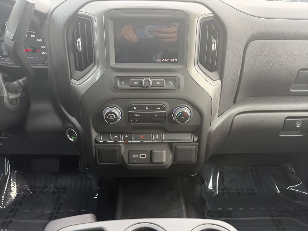 Used 2025 Chevrolet Silverado 1500 W/T AWD/4WD image 15