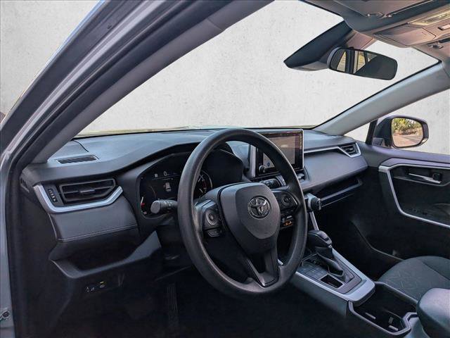 Used 2024 Toyota RAV4 XLE AWD/4WD image 9