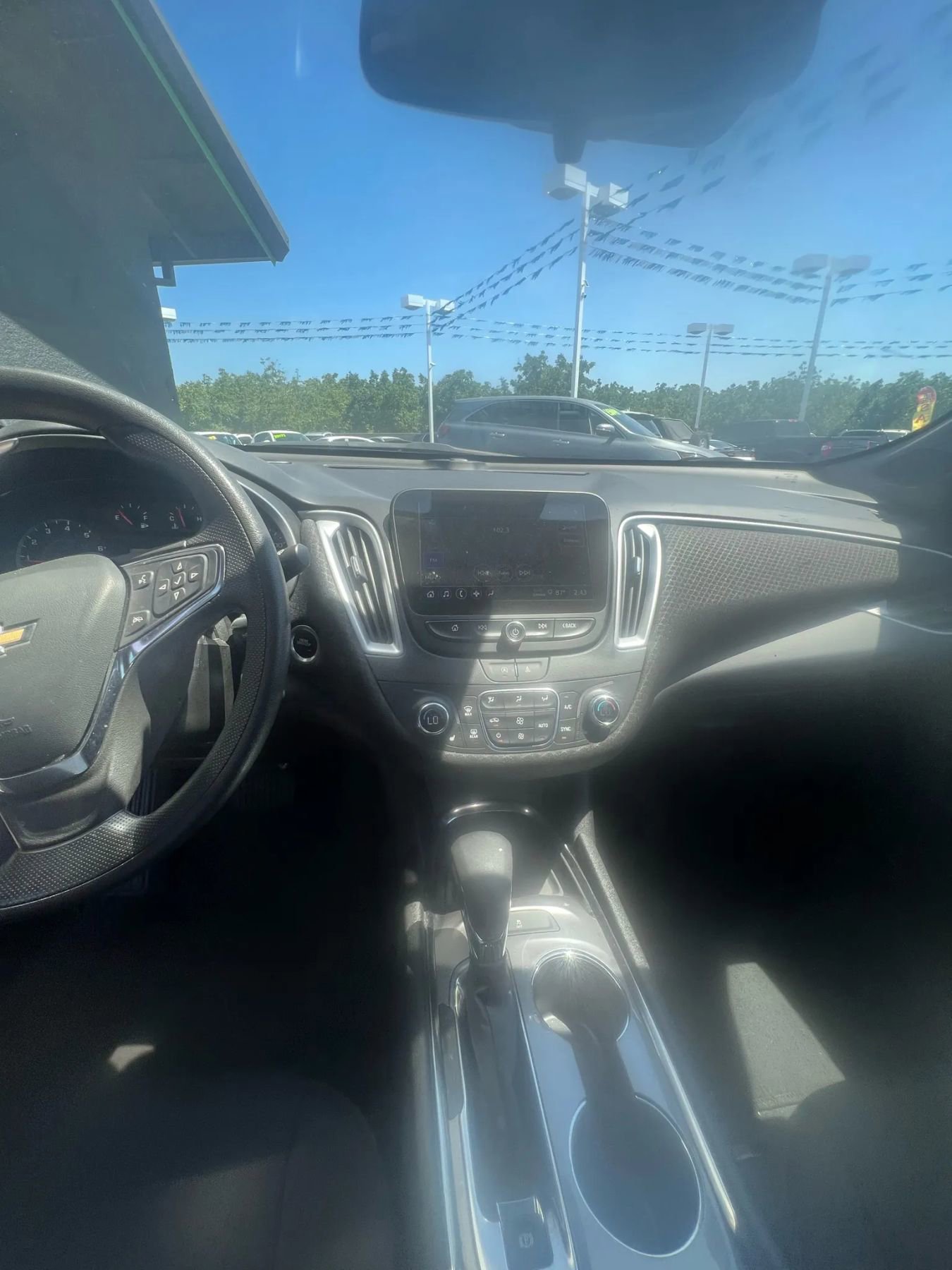 Used 2023 Chevrolet Malibu LT image 16