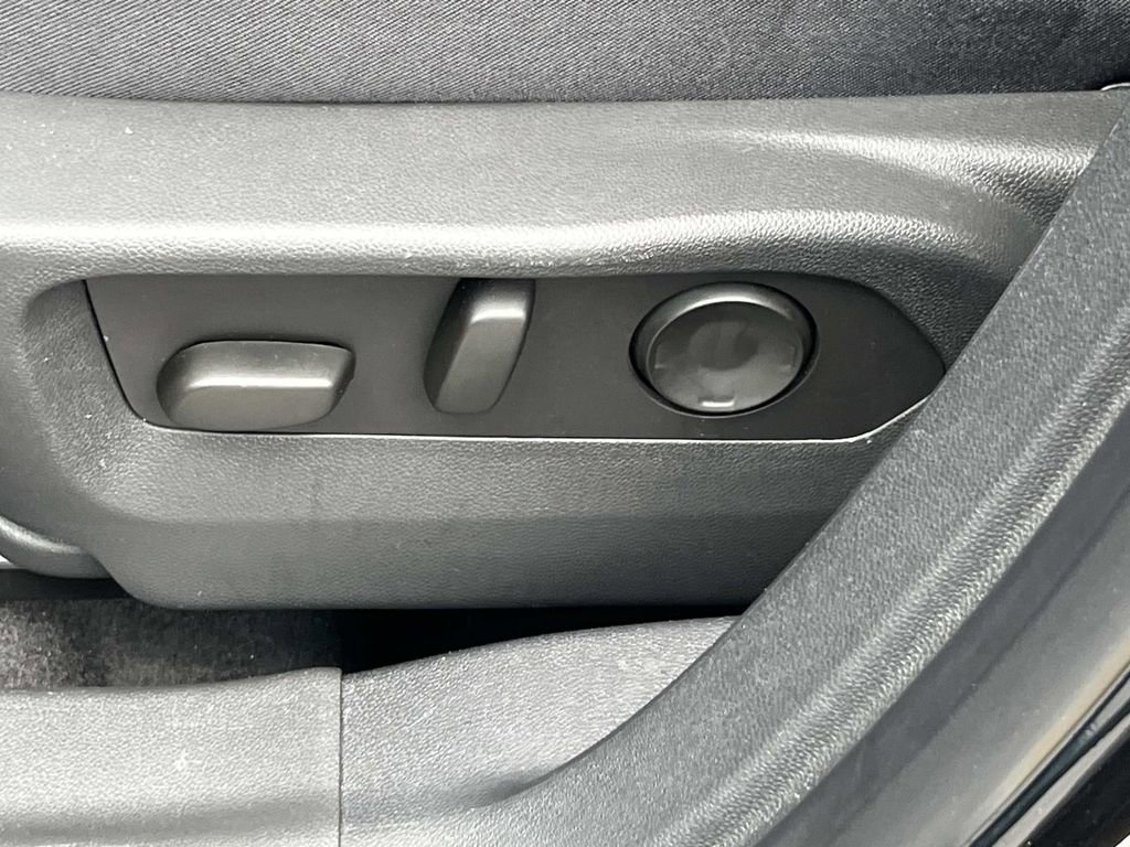 Used 2025 Buick Envision Preferred image 25