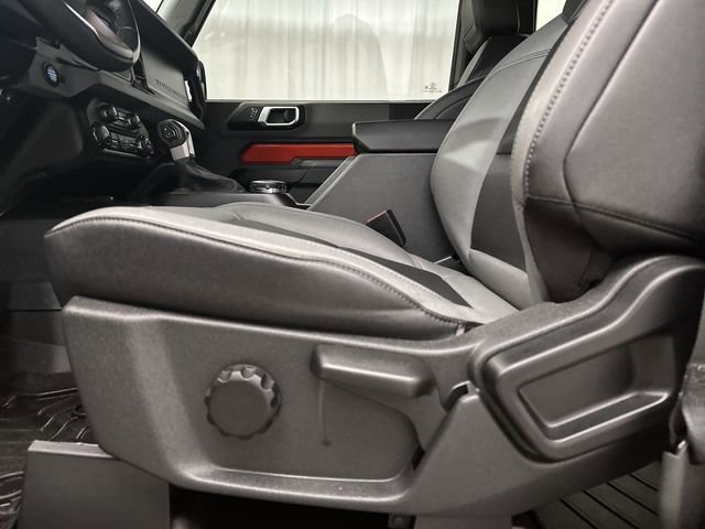 Used 2023 Ford Bronco Big Bend AWD/4WD image 17