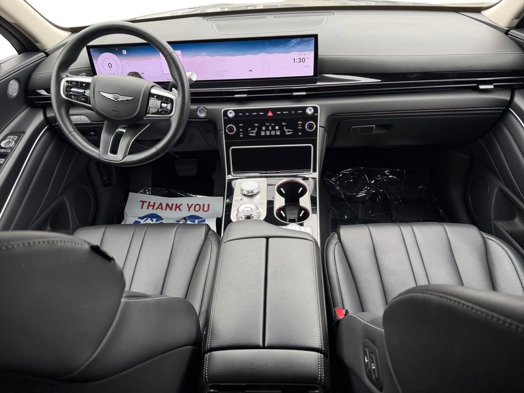 Used 2025 Genesis GV80 2.5T Standard image 10