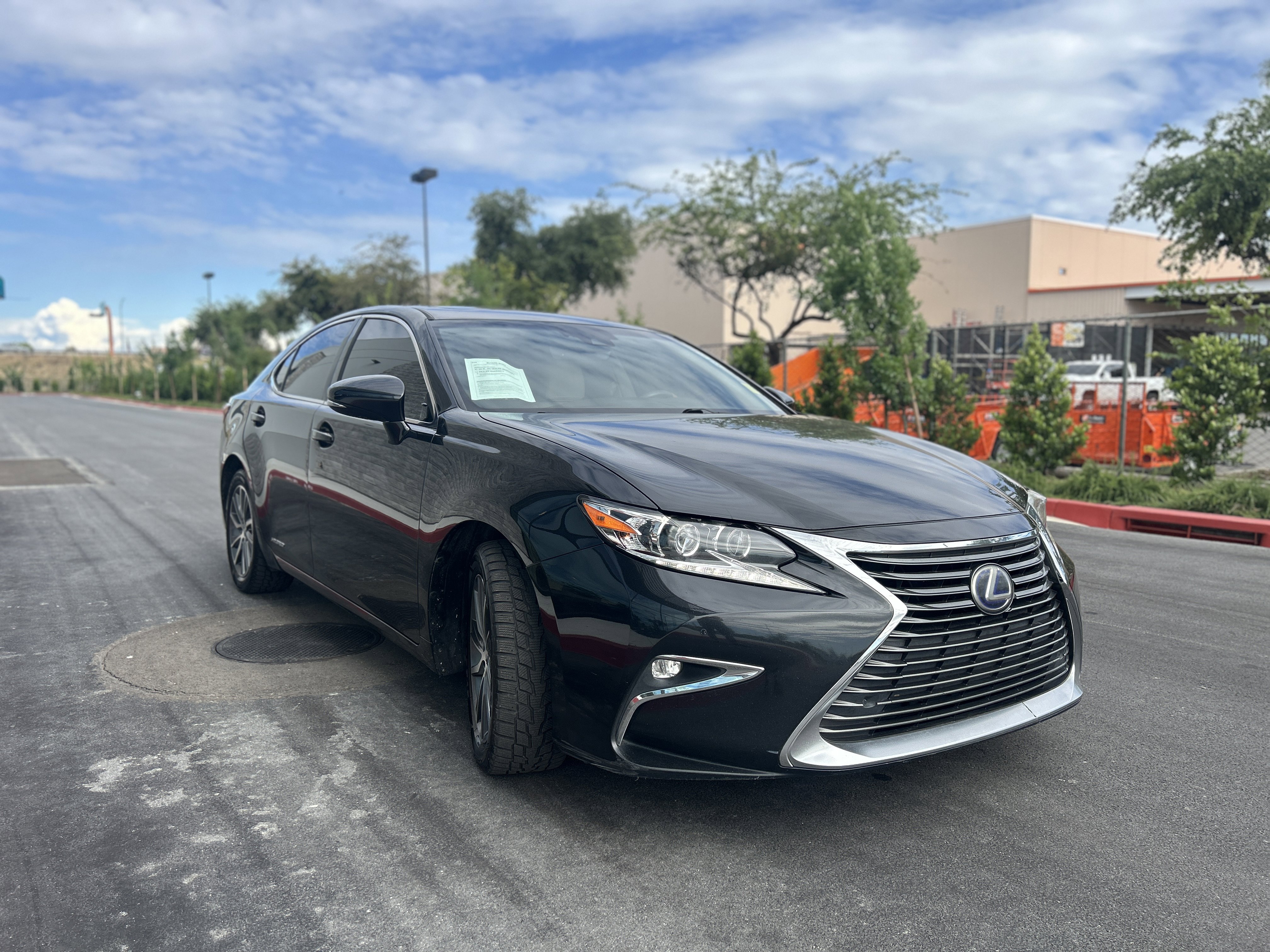 Used 2019 Lexus IS 300 F Sport w/ F Sport Package AWD/4WD image 4