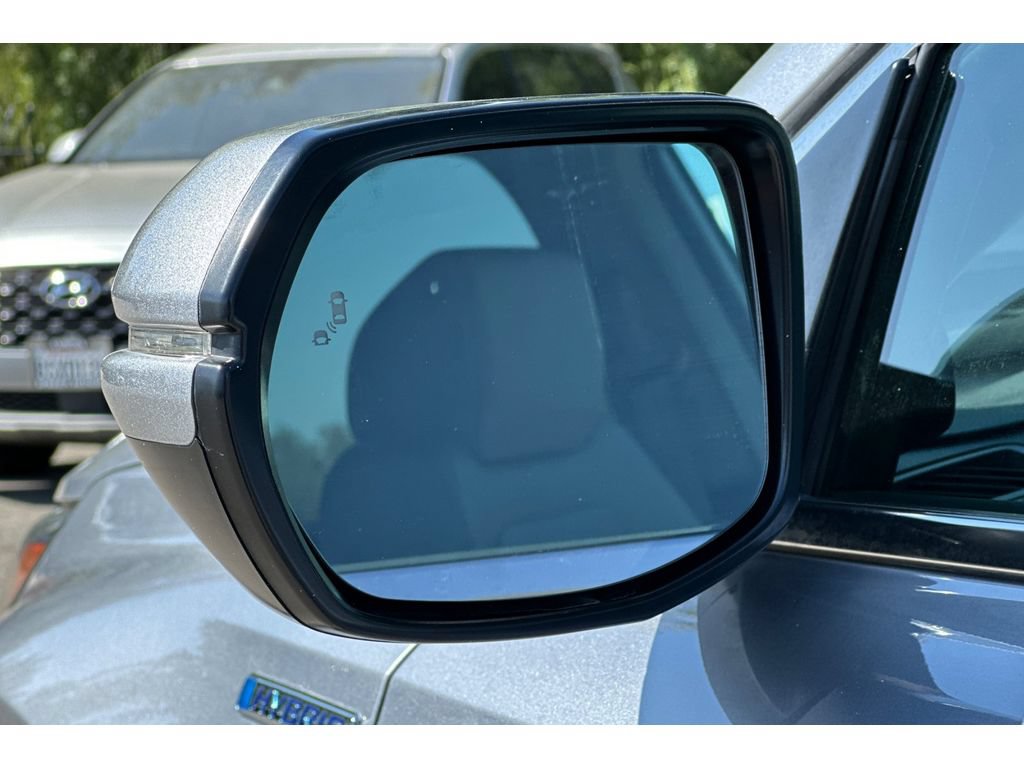 Used 2022 Honda CR-V Touring image 54