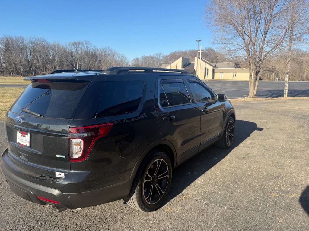 Used 2015 Ford Explorer Sport w/ Equipment Group 401A image 5