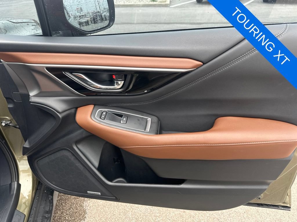Used 2022 Subaru Outback Touring XT AWD/4WD image 8
