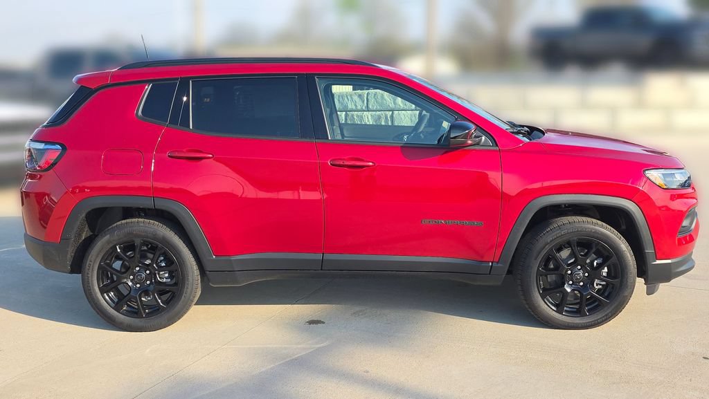 New 2026 Jeep Compass Latitude AWD/4WD image 6