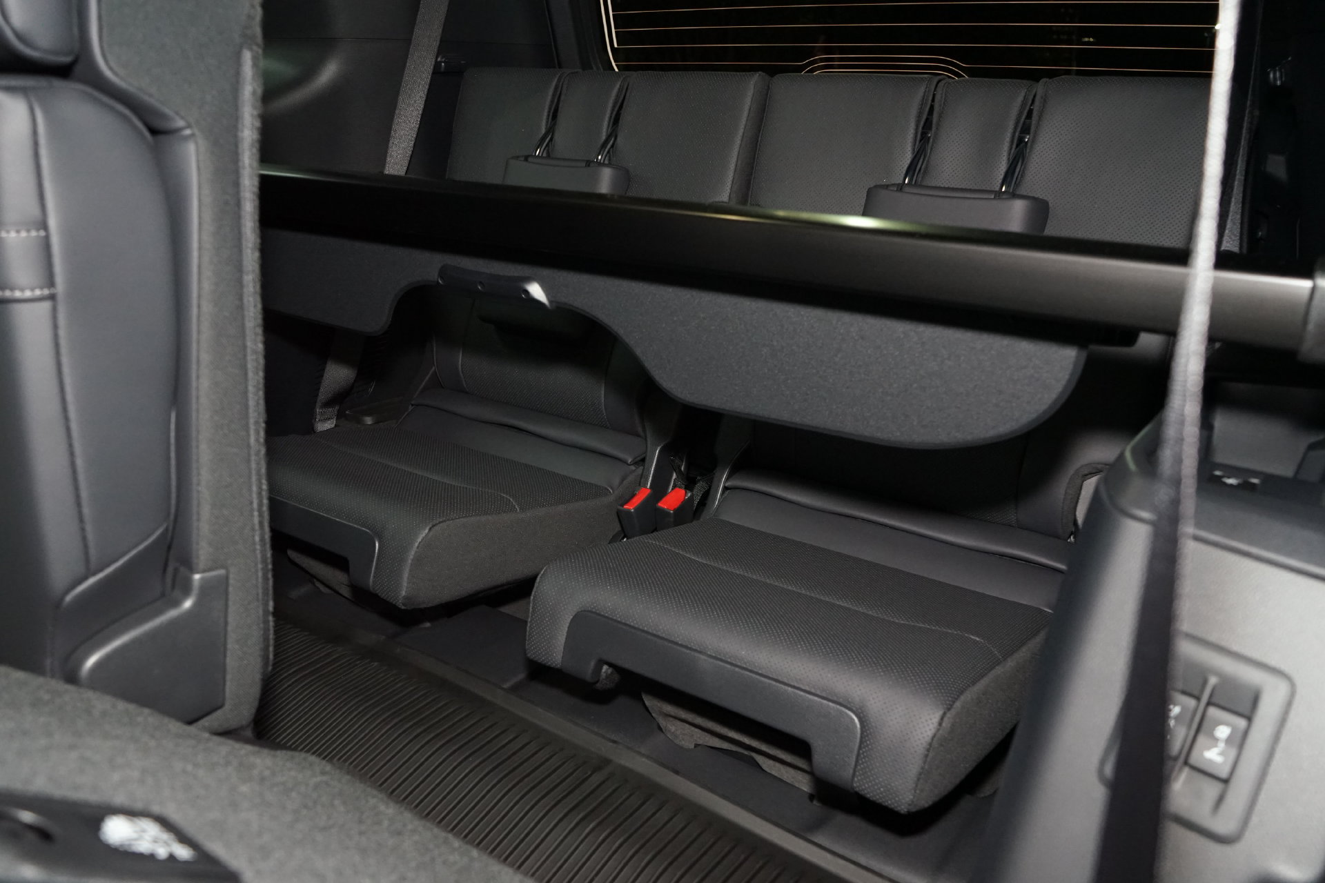 Used 2026 Lexus GX 550 AWD/4WD image 8