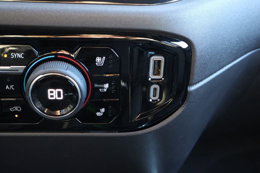 Certified 2024 Chevrolet Silverado 1500 ZR2 image 28