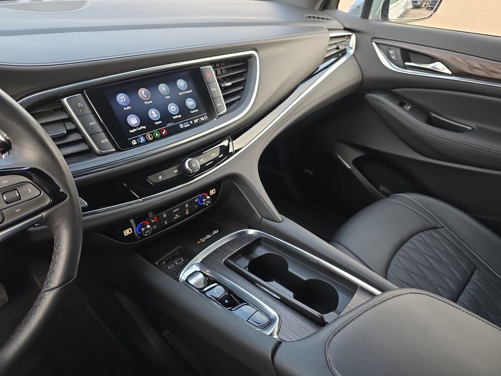 Used 2023 Buick Enclave Avenir w/ Avenir Technology Package image 26