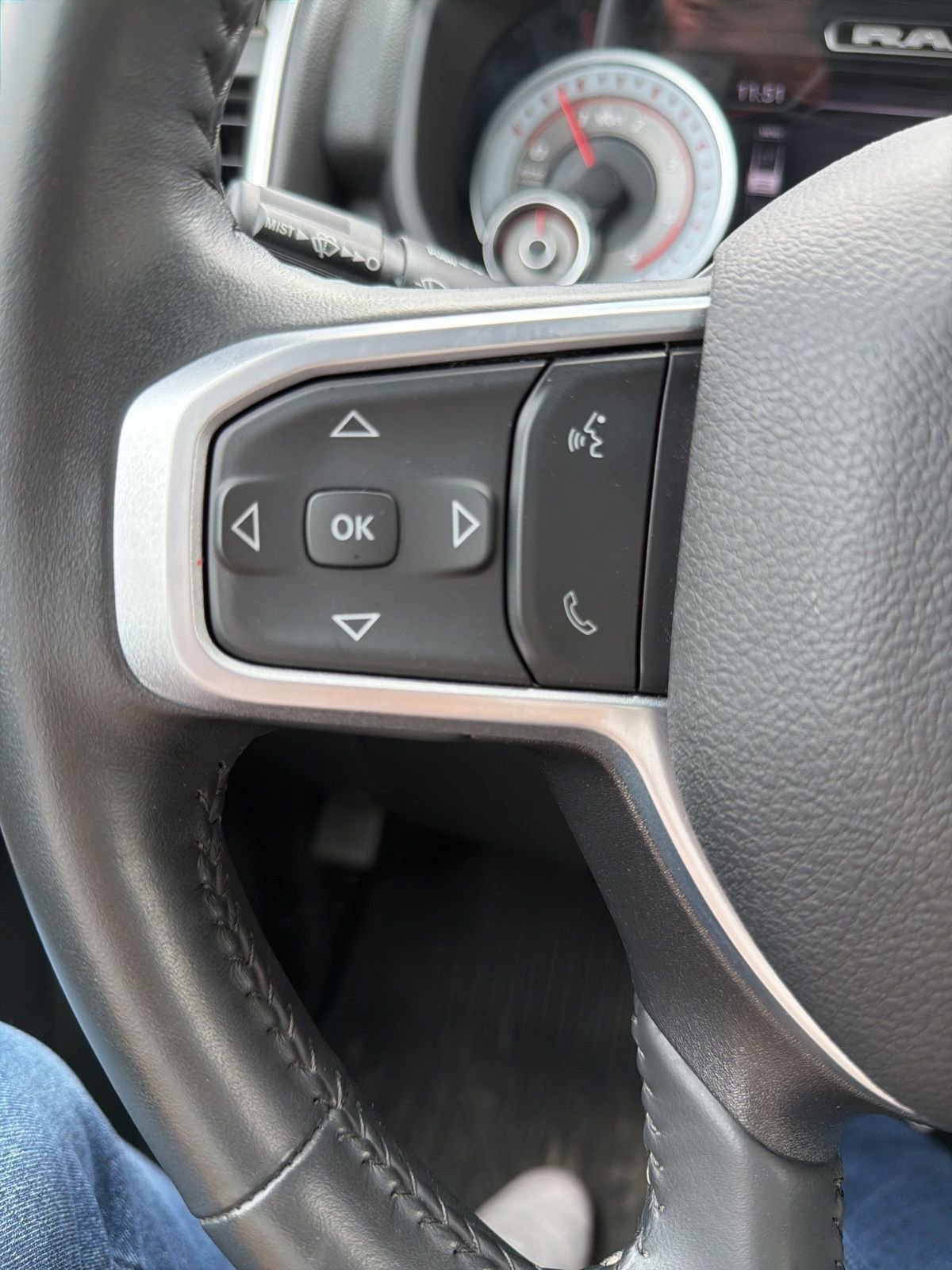 Used 2023 RAM 2500 Big Horn w/ Level B Equipment Group image 30