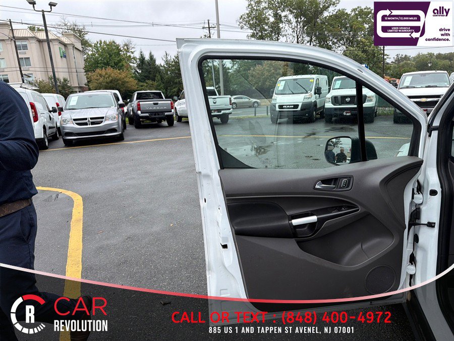 Used 2020 Ford Transit Connect XLT FWD image 14