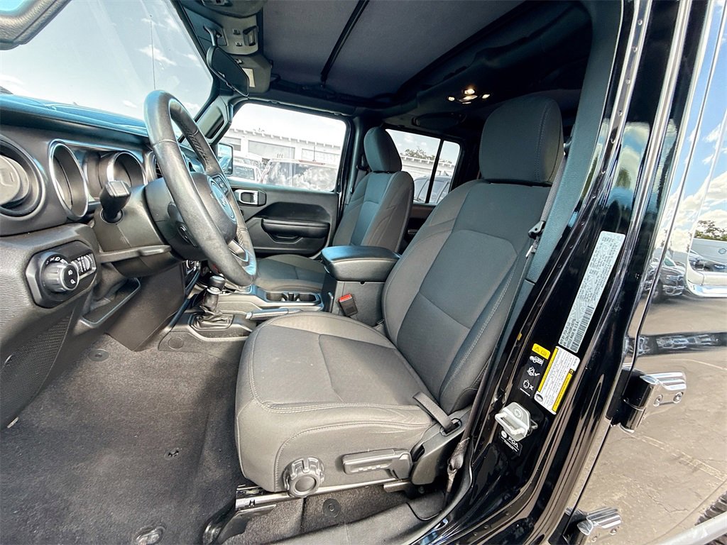 Used 2021 Jeep Gladiator Willys image 22