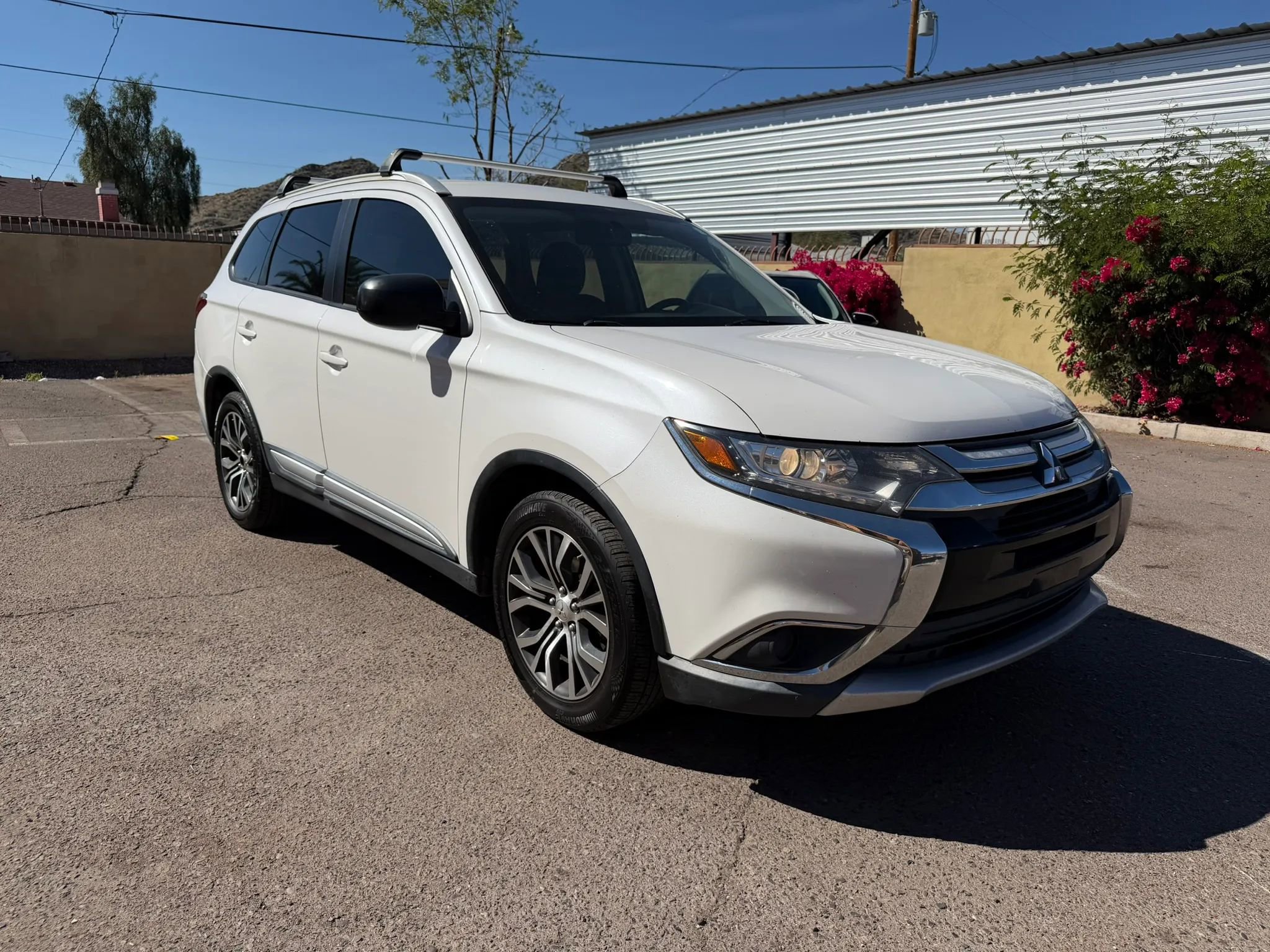 Used 2017 Mitsubishi Outlander ES
