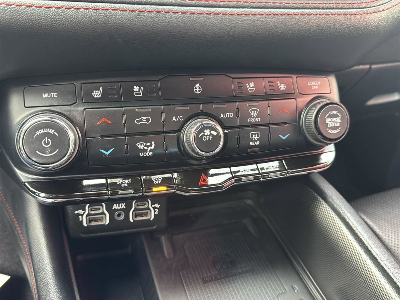 Used 2024 Dodge Durango R/T AWD/4WD image 20