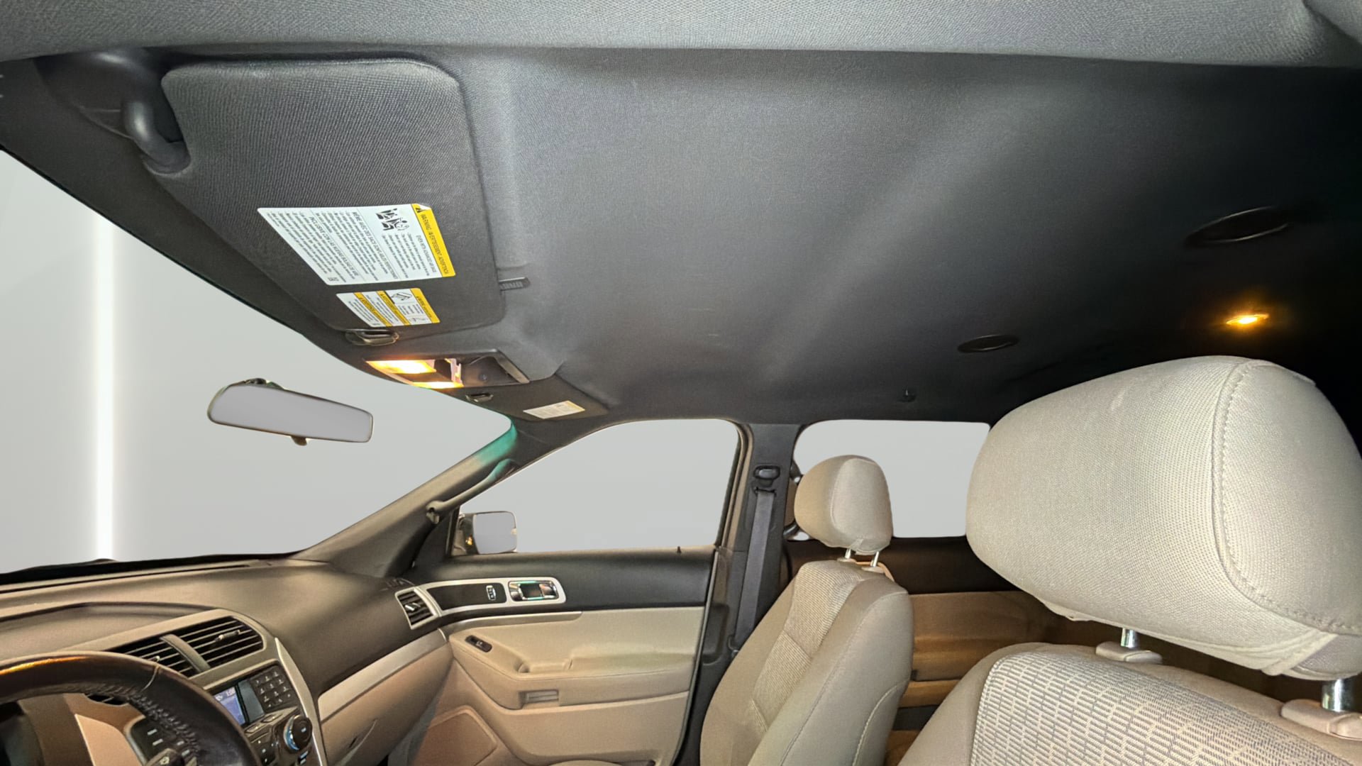 Used 2014 Ford Explorer XLT FWD image 32
