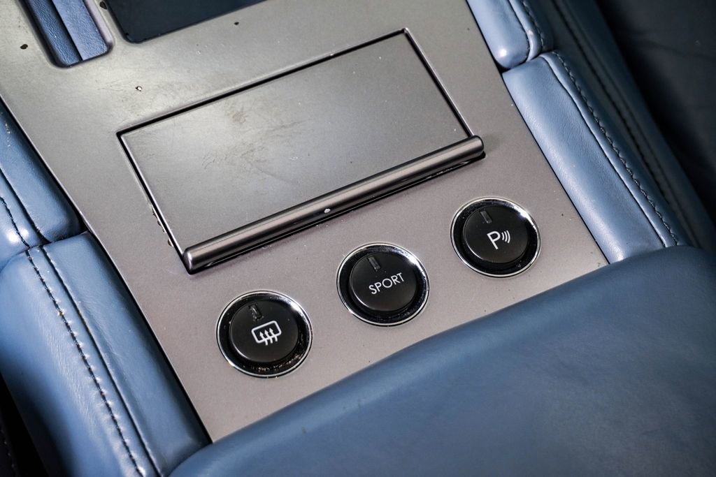 Used 2006 Aston Martin DB9 Volante image 32